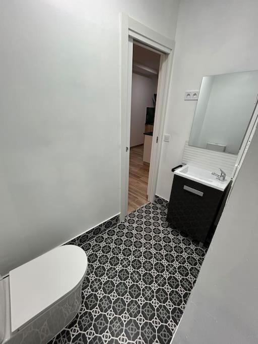 Apartamento Recien Reformado Con 5 Habitaciones Y 3 Banos Madrid Dış mekan fotoğraf