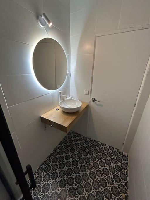 Apartamento Recien Reformado Con 5 Habitaciones Y 3 Banos Madrid Dış mekan fotoğraf